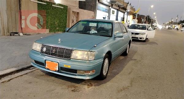 تۆیۆتا کراون 1996  بۆ فرۆشتن لە عێراق - زوبەیر